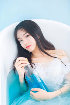 被部长玩的漂亮人妻